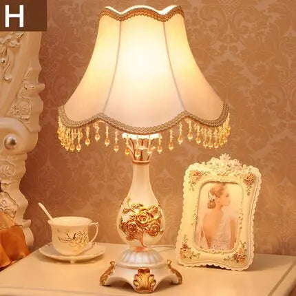 Classic Table Lamp — alternate product view 1