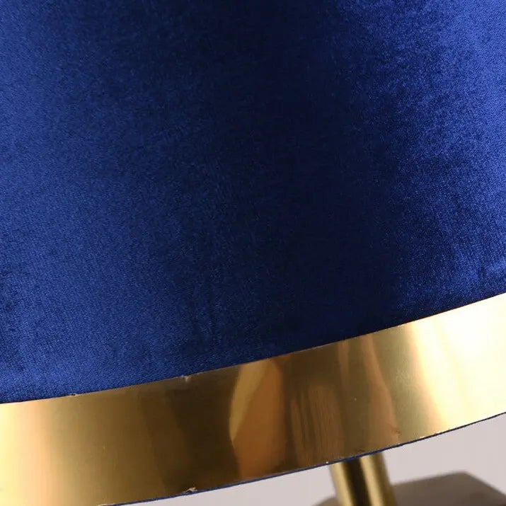 Retro Design Table Lamp — alternate product view 8