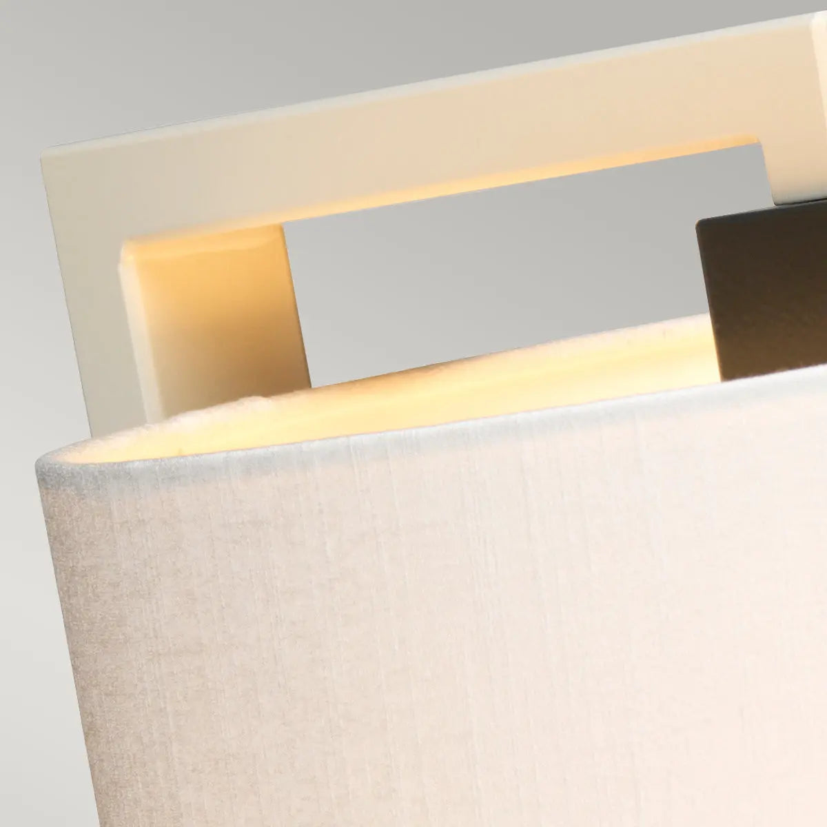 Axios Table Lamp — close-up design detail 2