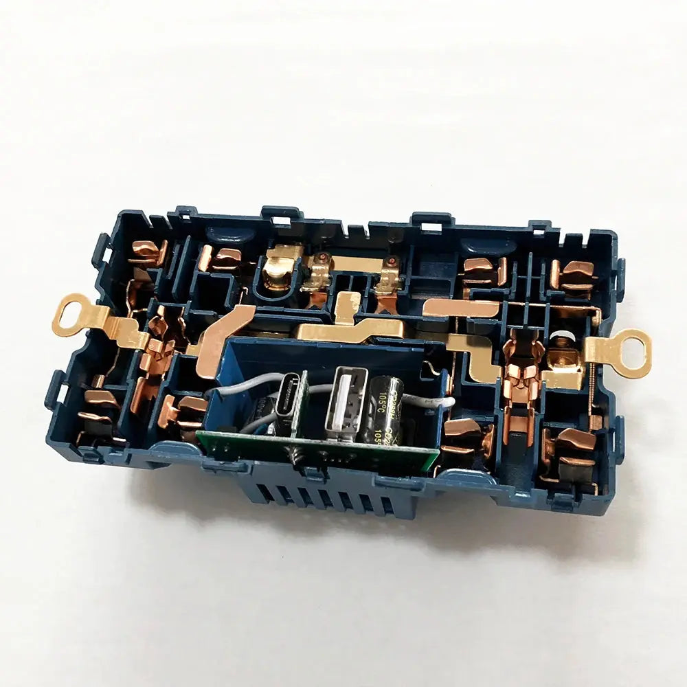 Dual Switch Control Universal Charging Socket — alternate product view 5